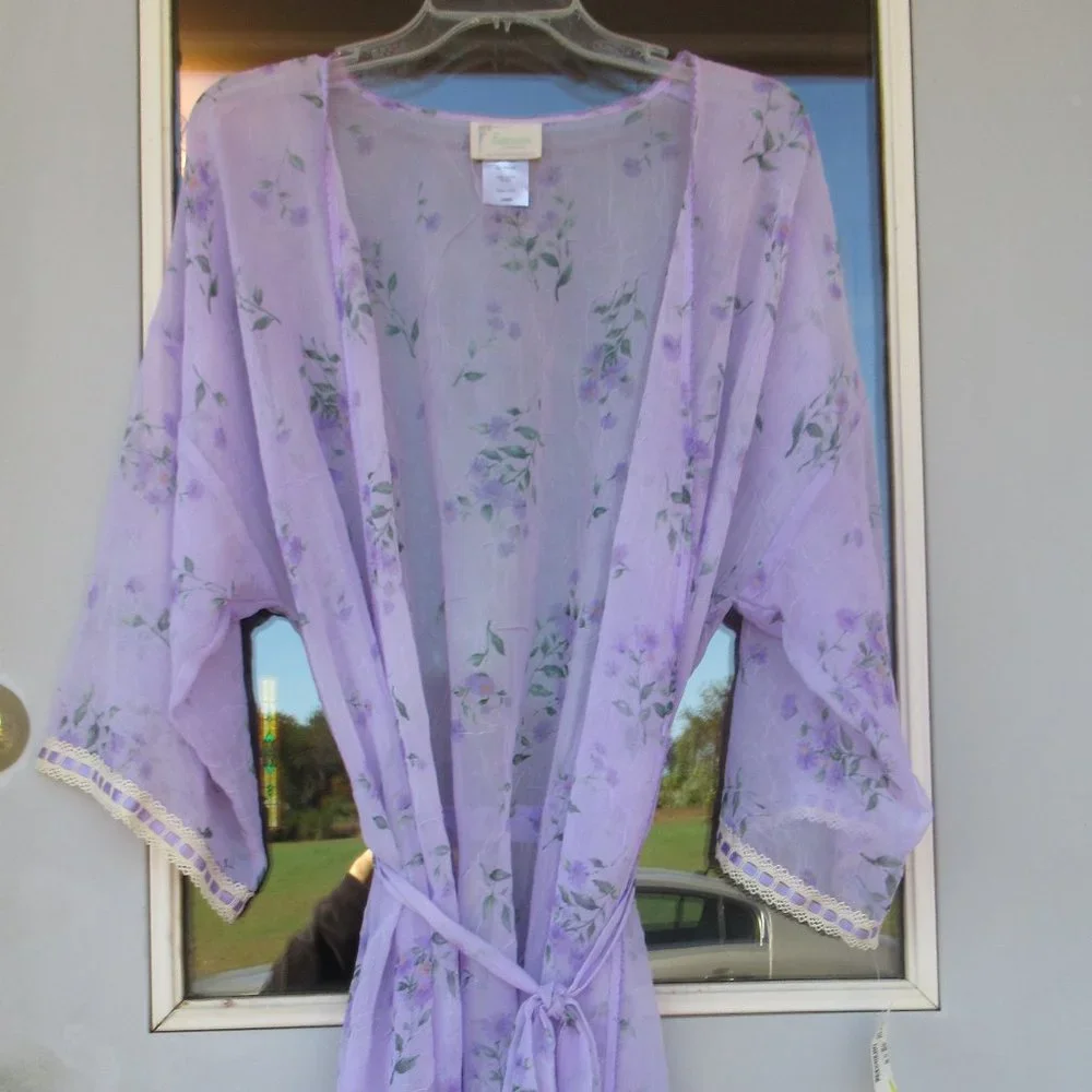 NWT VINTAGE  sheer floral print robe L